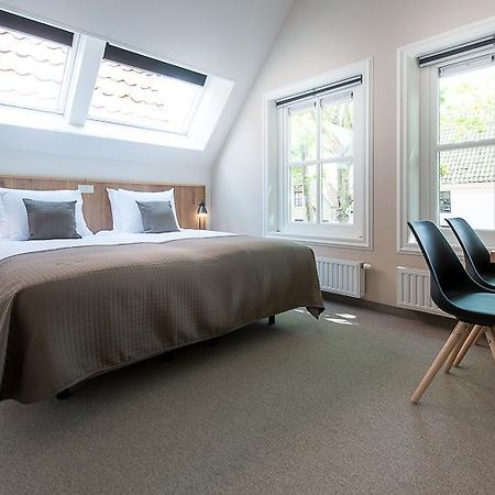 Leut Logies Hotel Vlieland Exterior foto
